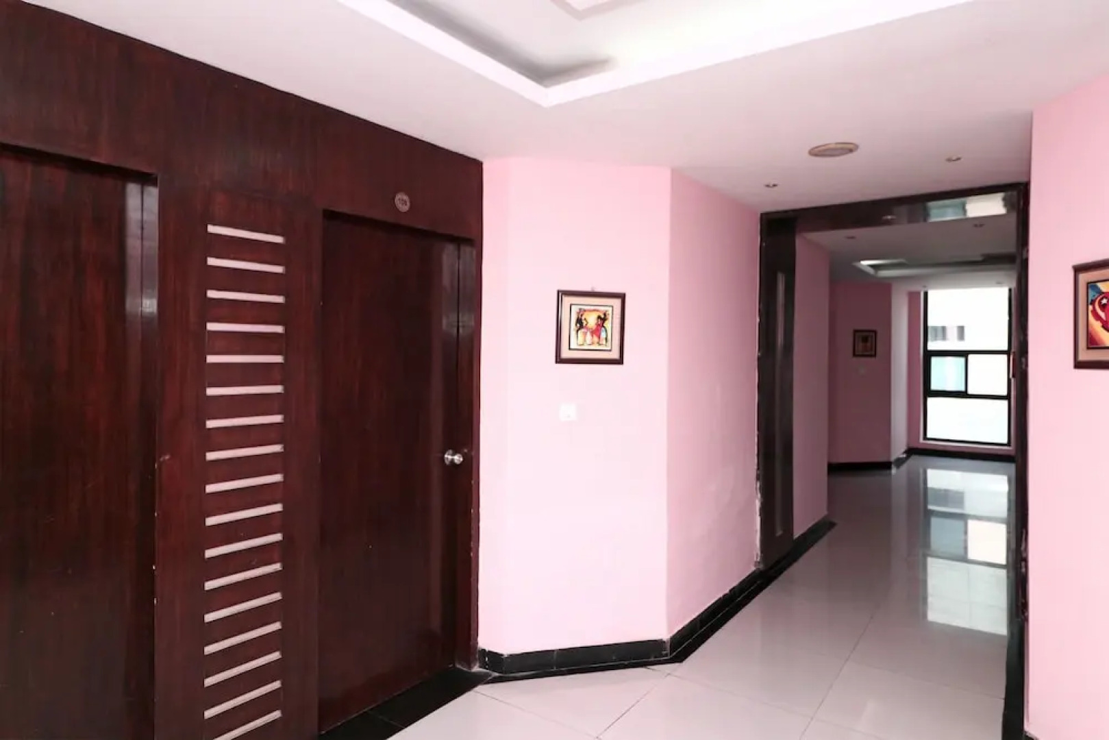 Hotel Center Point by OYO Rooms