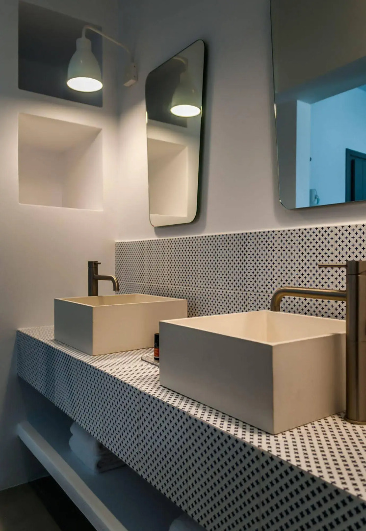 Milos Breeze Boutique Hotel