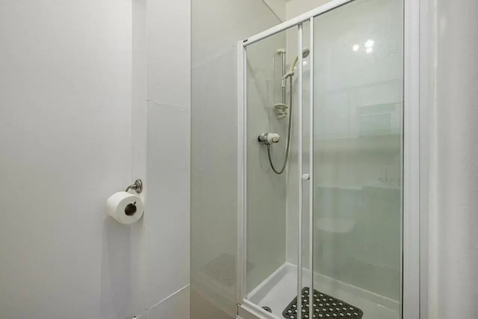 Bright flat in Lauder Centre