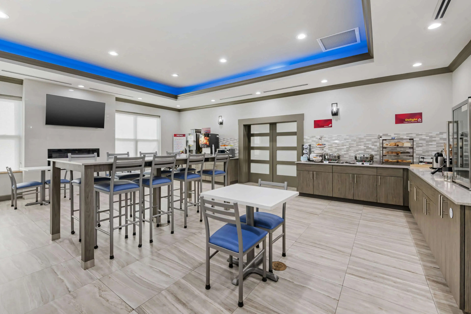 Best Western Plus First Coast Inn & Suites