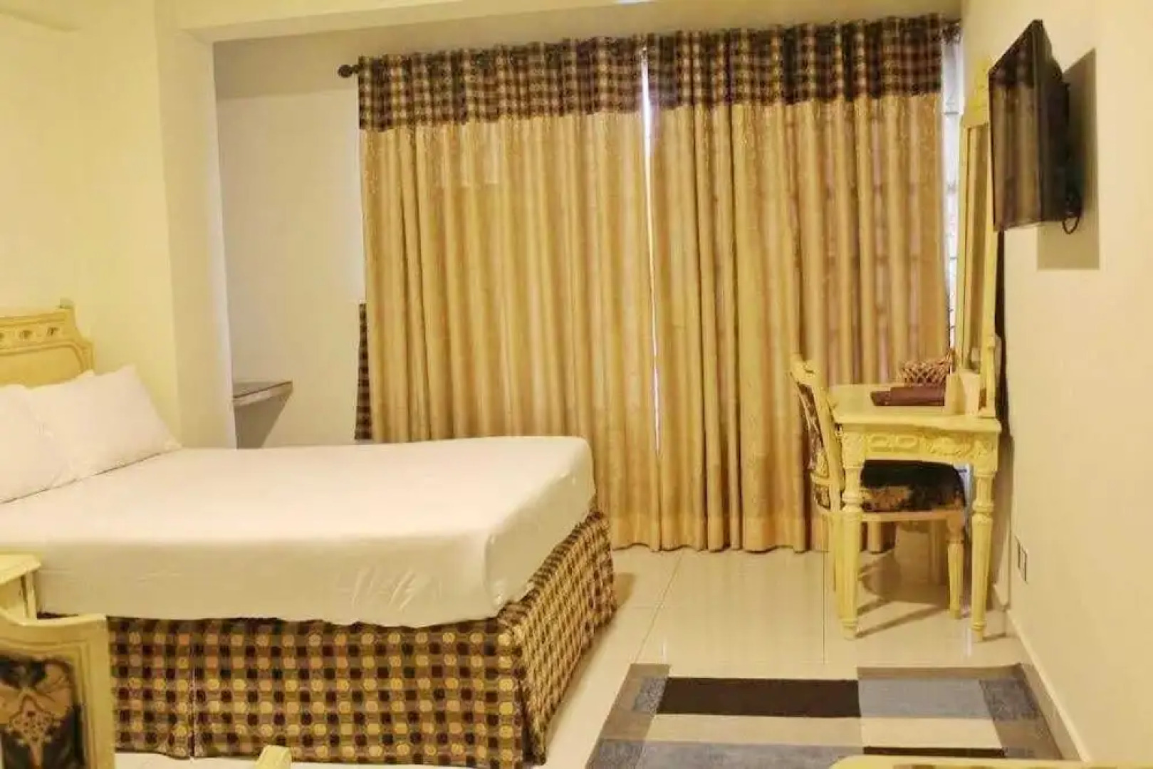 Grand Star Hotel Multan