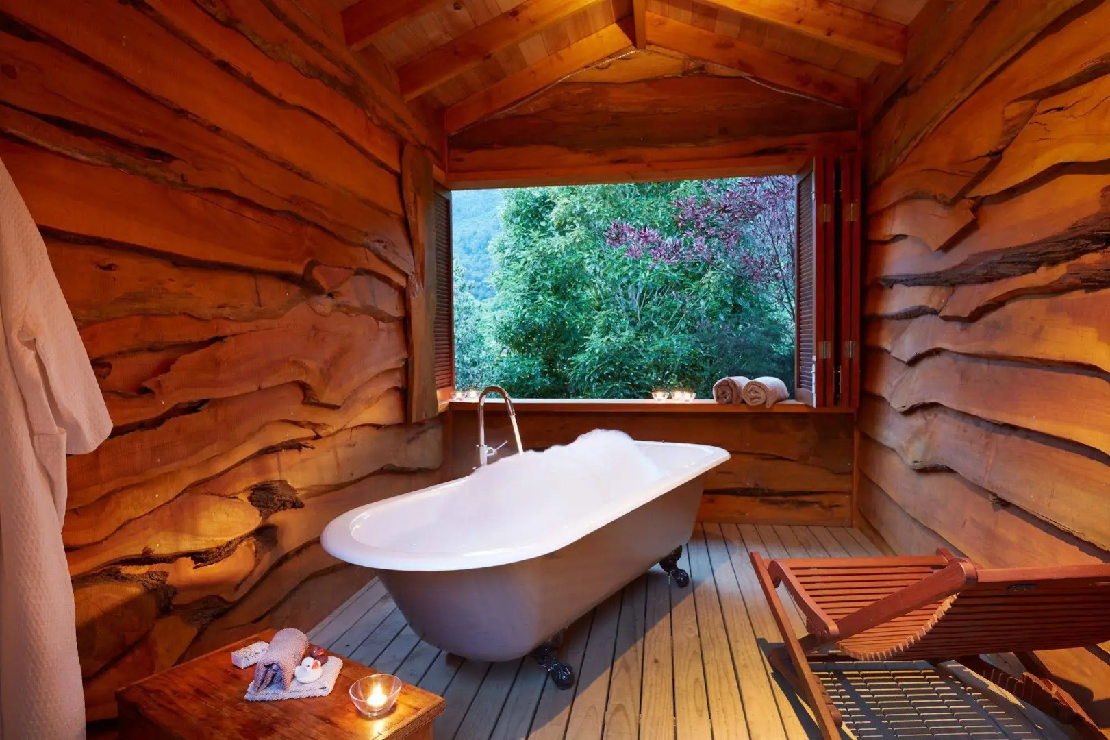 The Resurgence - Luxury Eco Lodge