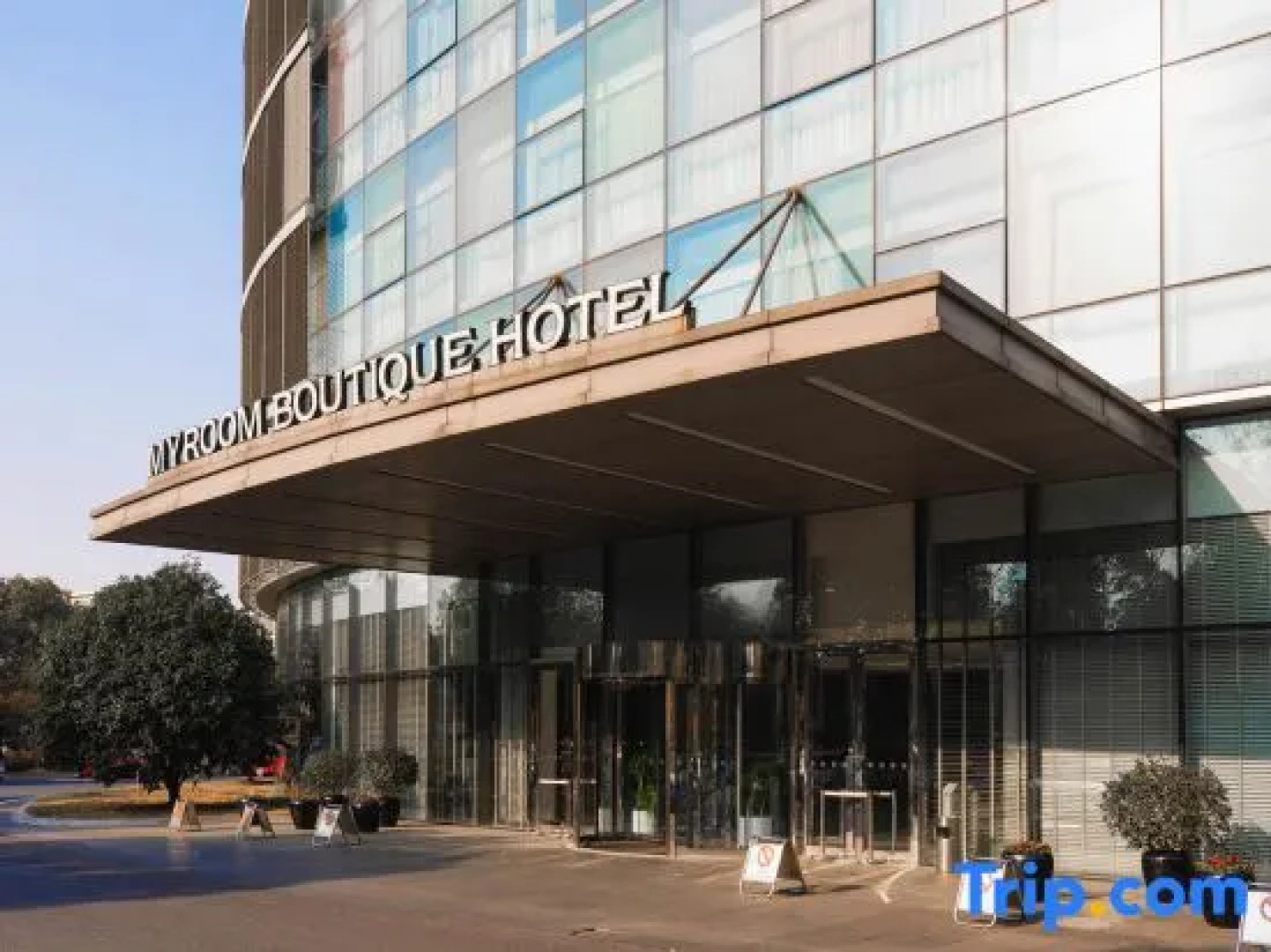 Myroom Boutique Hotel