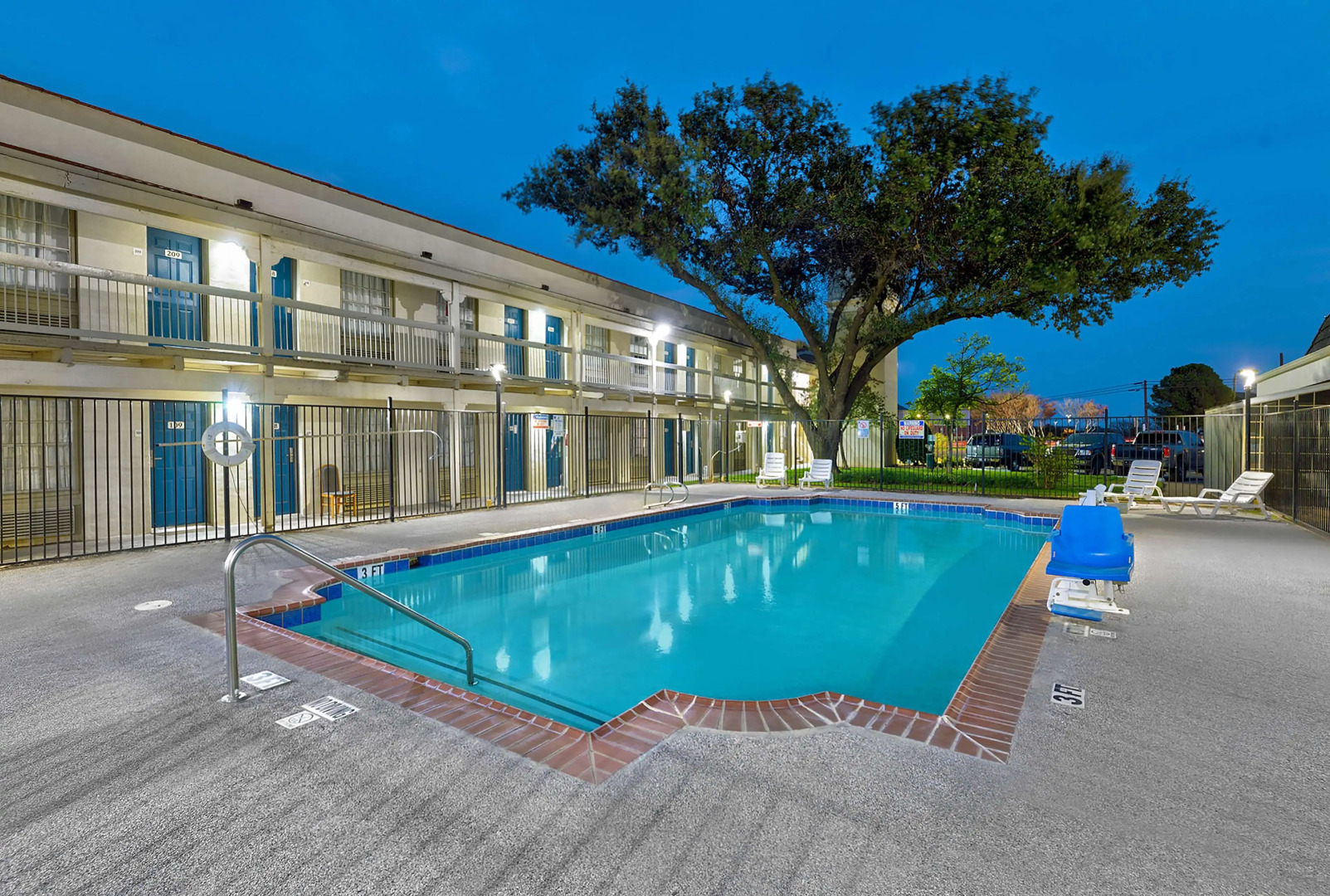 Studio 6 Denton, TX - UNT