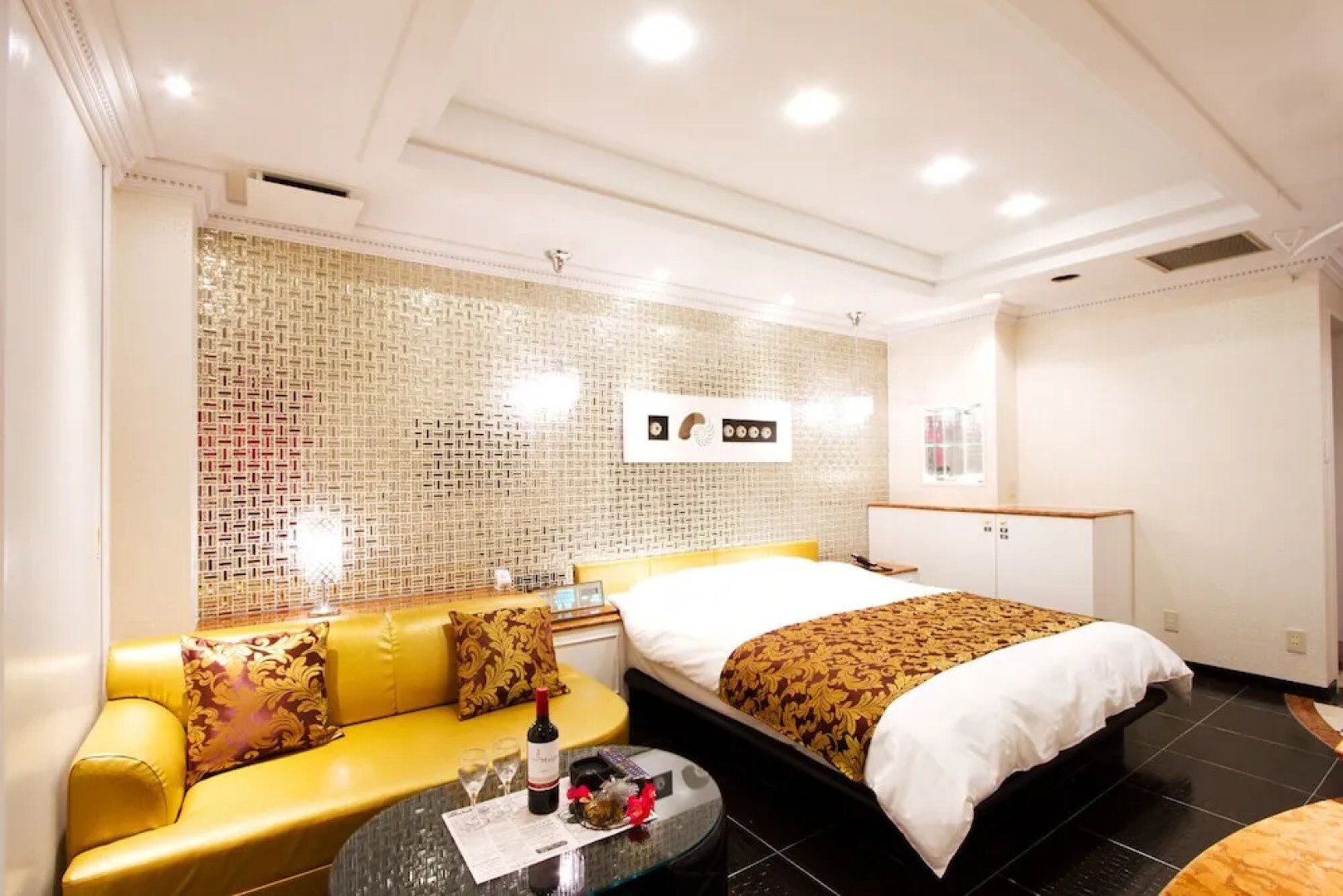 Coco Hotel Tiara - Adults Only