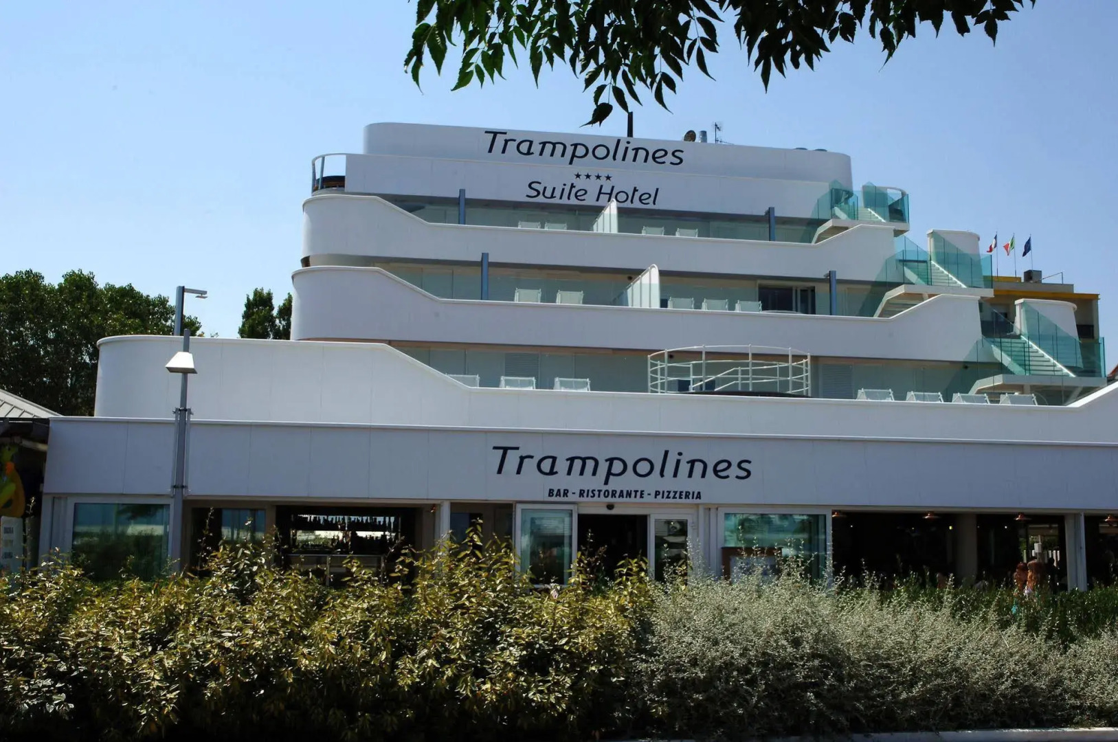 Trampolines Suite Hotel