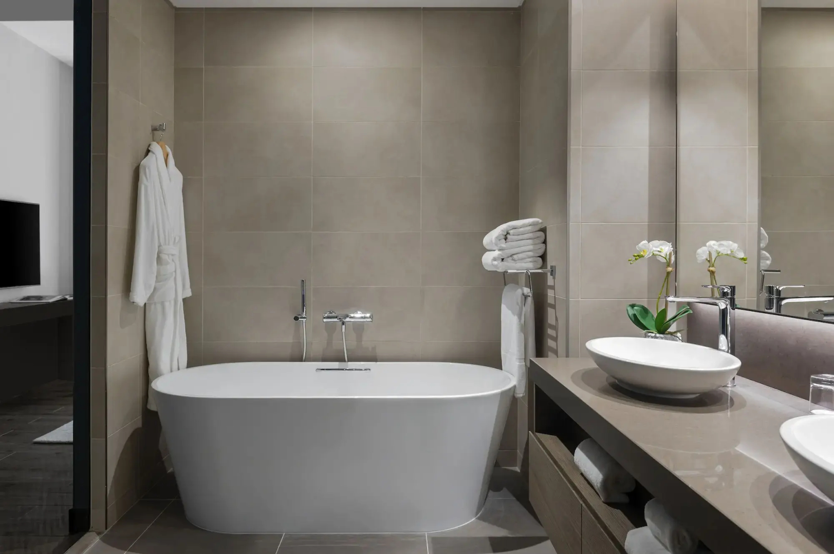 Jumeirah Living Marina Gate