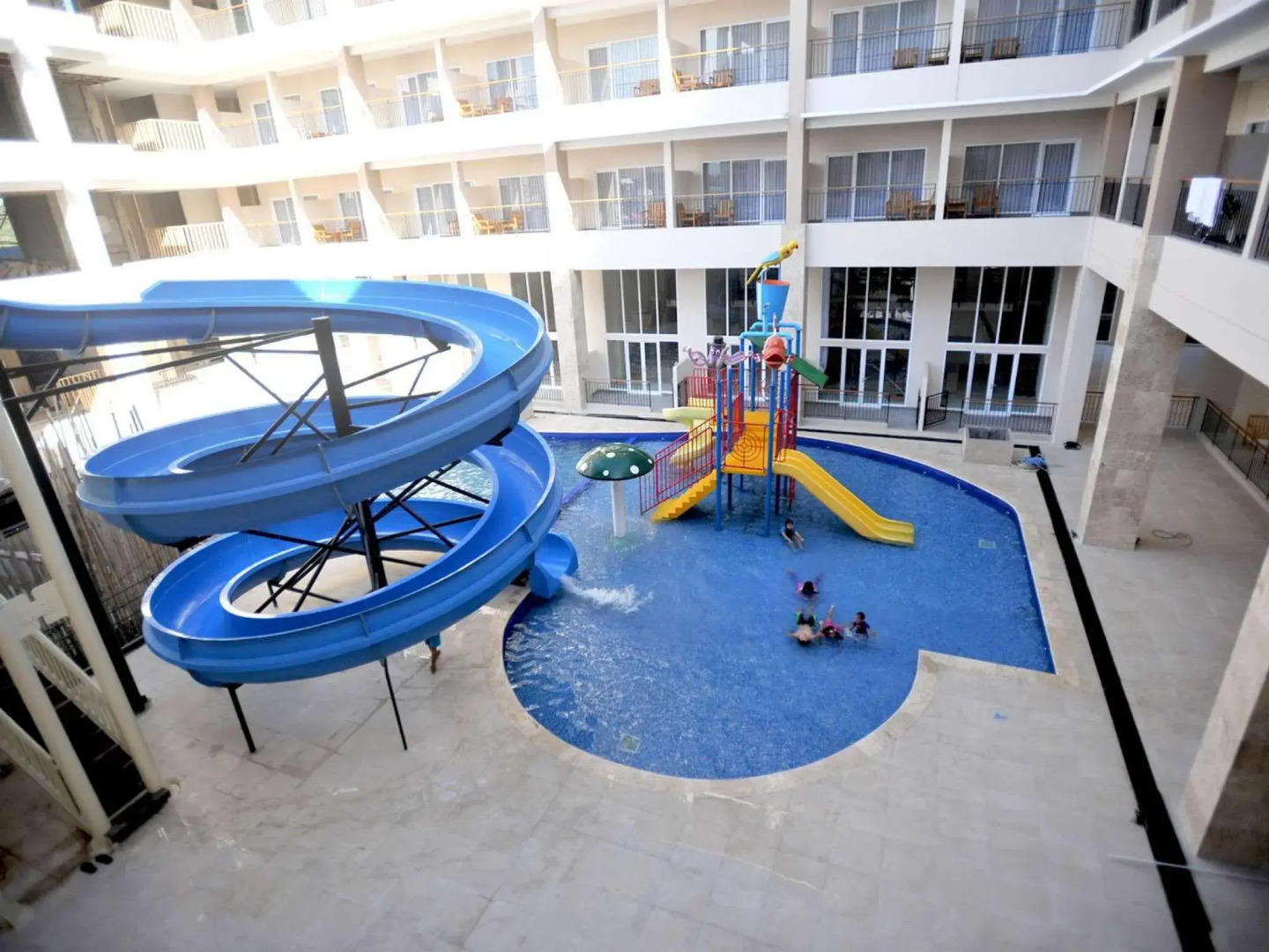 Laut Biru Resort Hotel