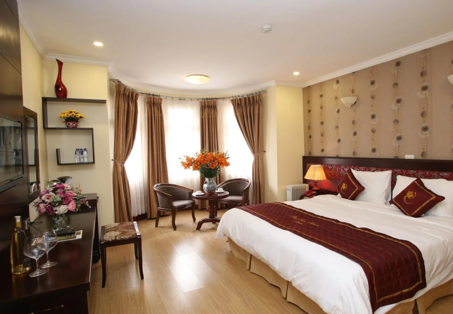 Hoa Thuy Tien Hotel