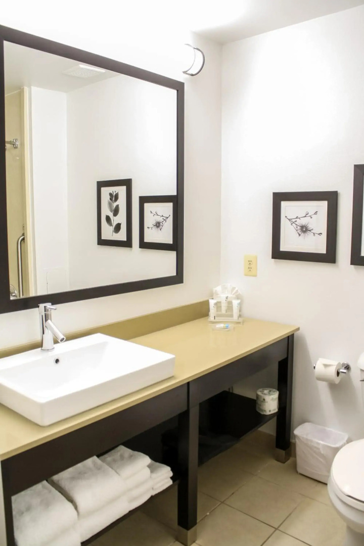 Country Inn & Suites by Radisson, Washington Dulles International Airport, VA