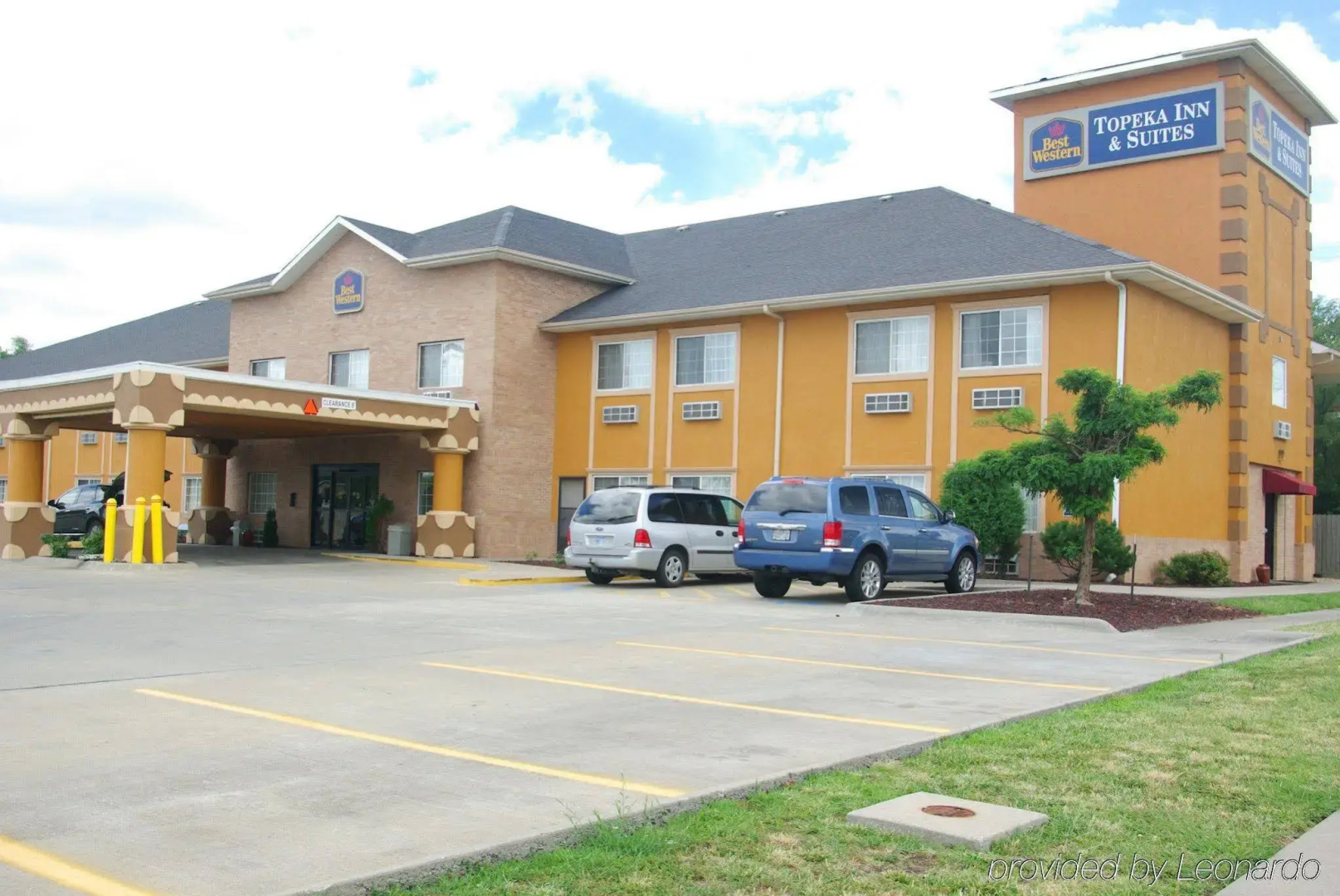SureStay Plus Hotel by Best Western Topeka Northwest