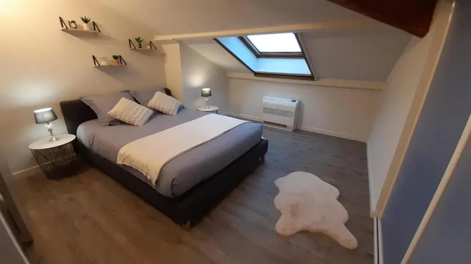 Résidence Les Marines de Moriani pieds dans l'eau duplex avec terrasses vue mer,6-8 pers