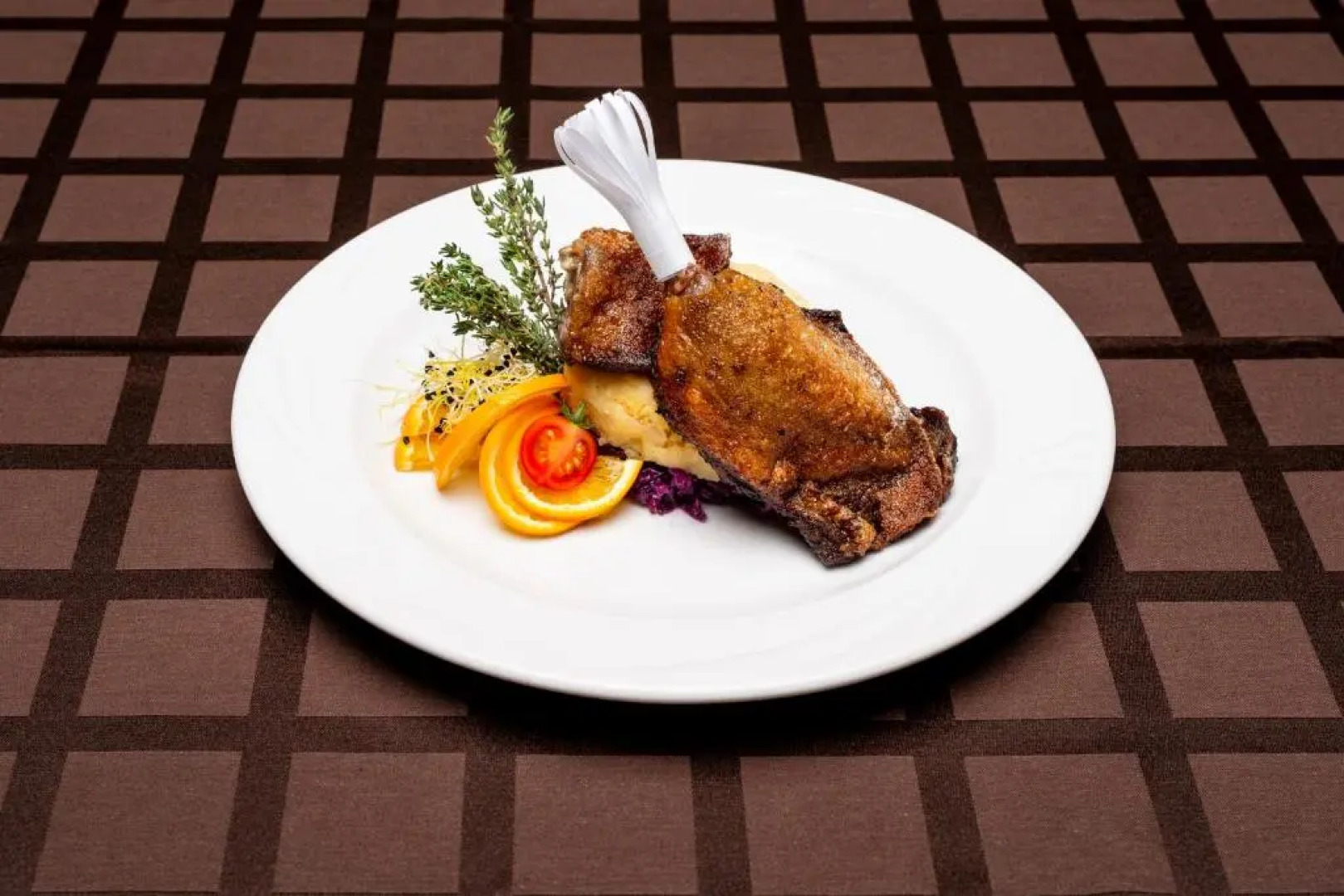 Gastland M0 Hotel & Conference Center