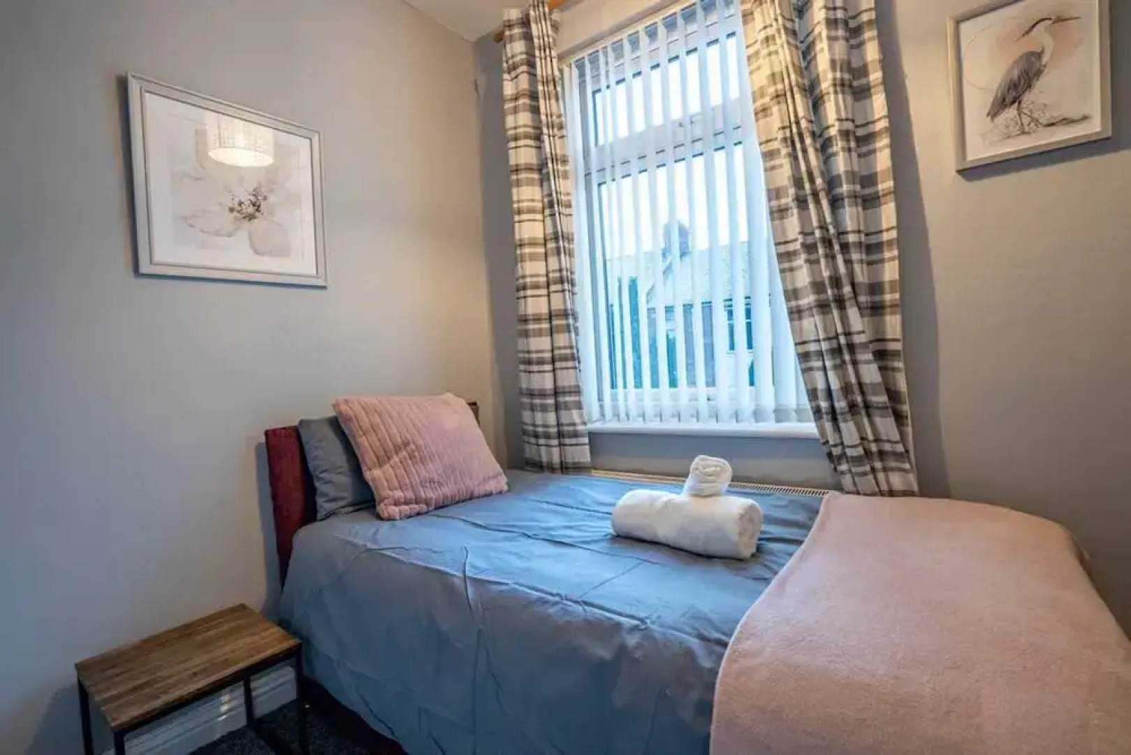 Near A1 Motorway - Free Parking