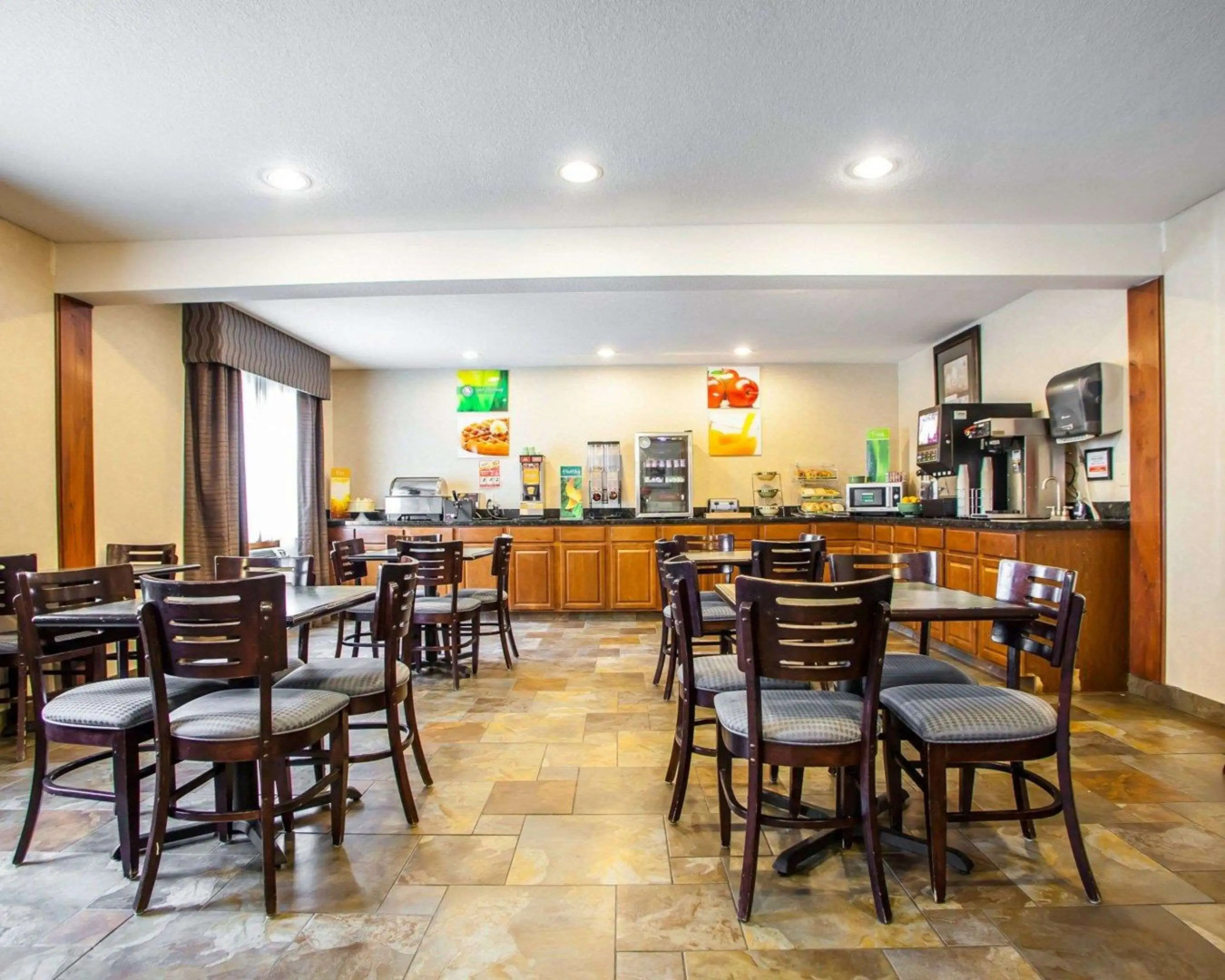 Quality Inn & Suites Ankeny - Des Moines