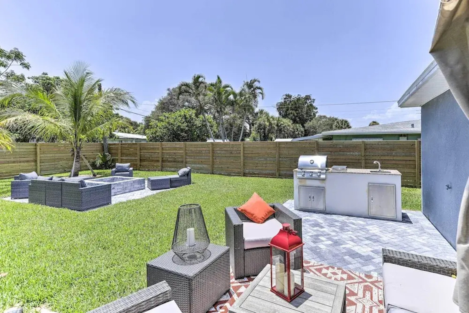 Beach House w/ Outdoor Kitchen, Walk to Coast