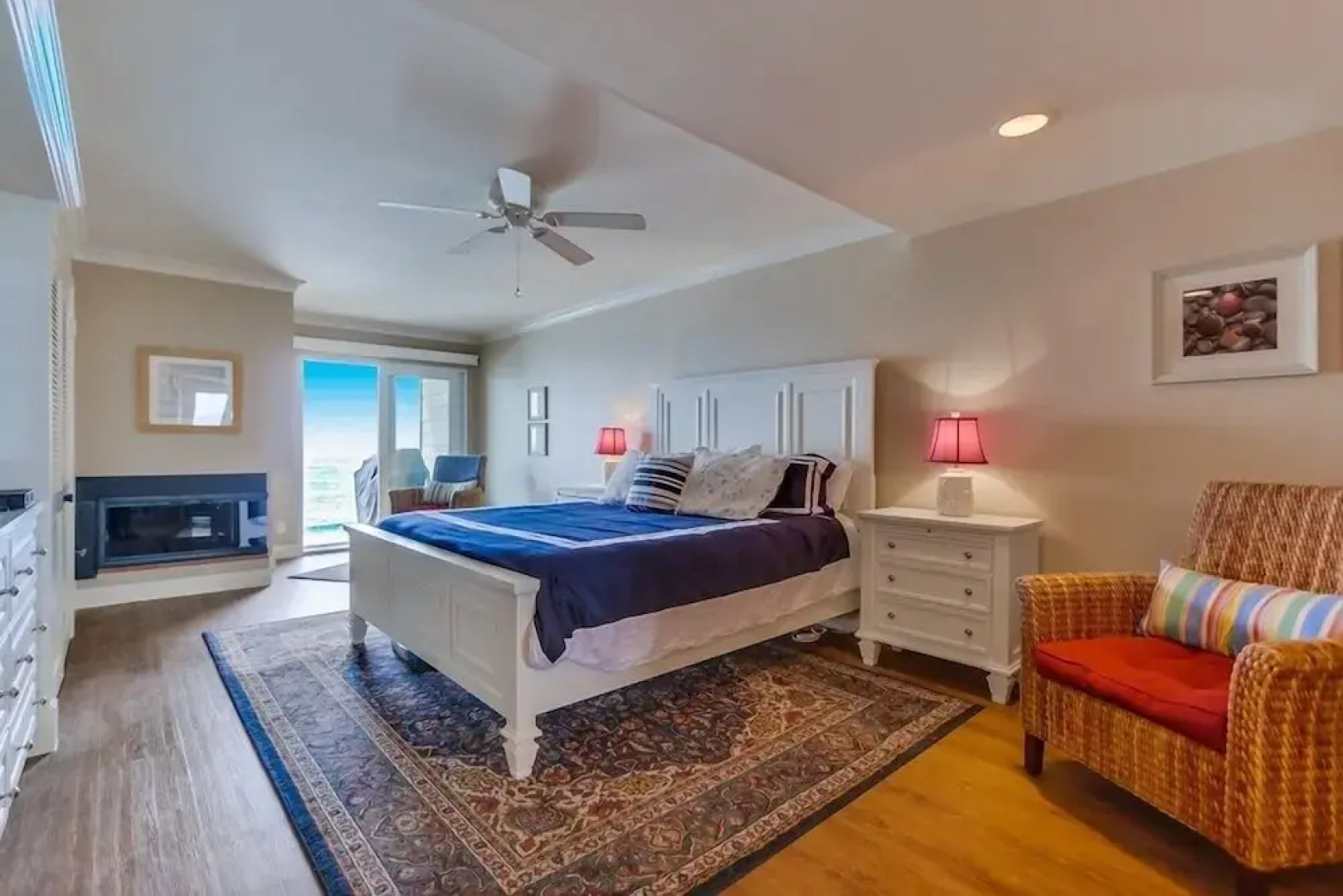 Work-Friendly Oceanfront Condo with Pool and Spa Access SURF25 by RedAwning