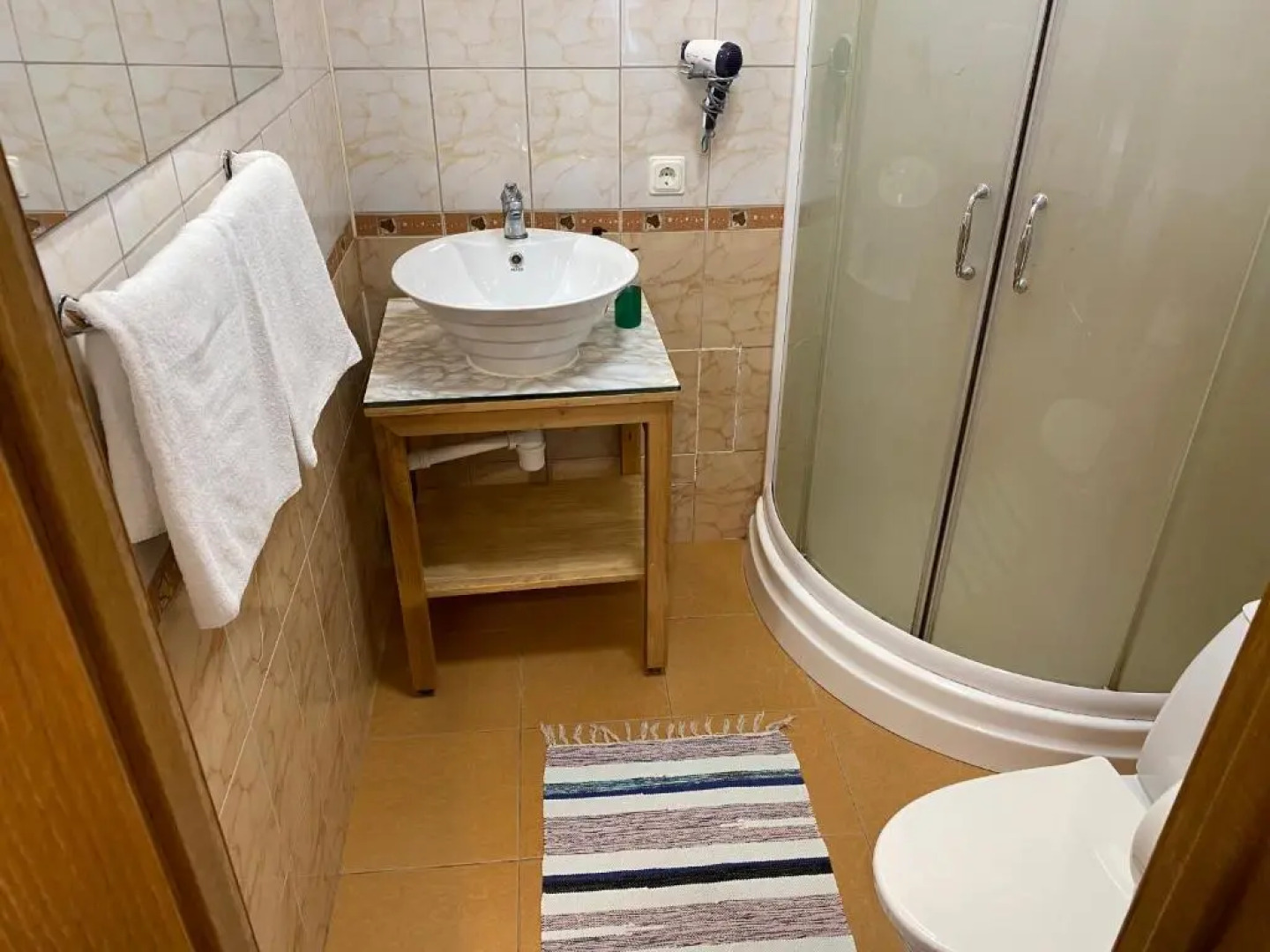 TRAKŲ SLĖNIS svečių namai "Trakai Walley" lake view Guest House