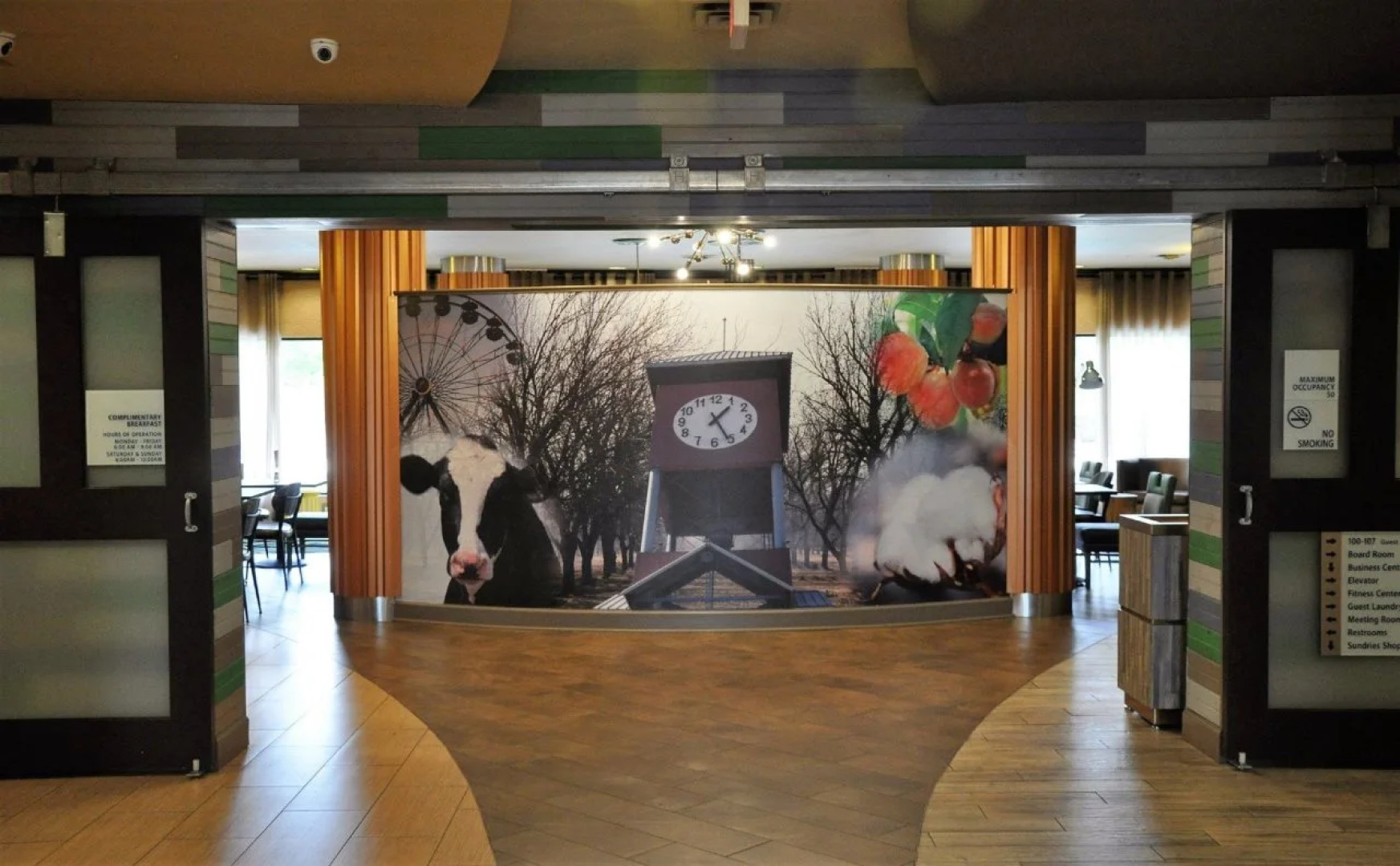 Holiday Inn Express & Suites Perry-National Fairground Area #34 by IHG