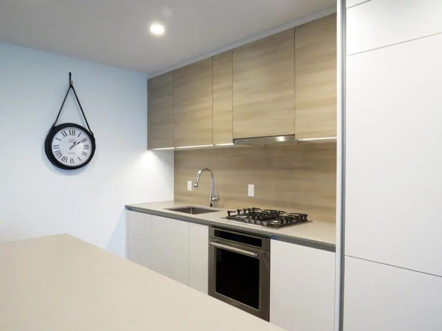 Encore by the Bay - 30 Day Min