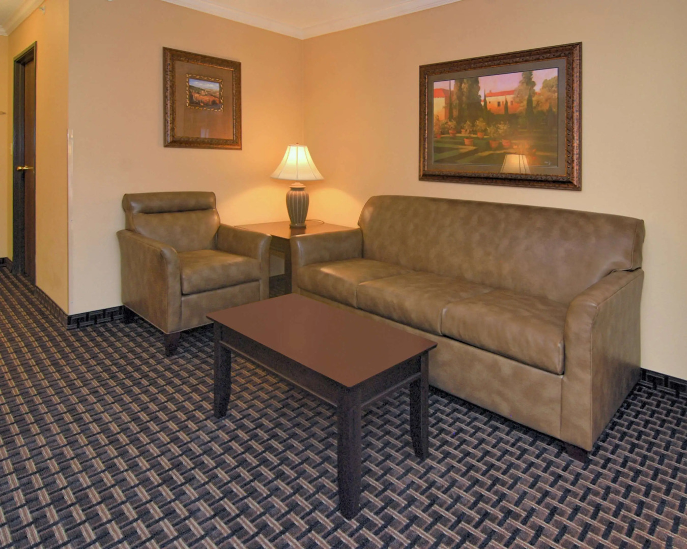 Best Western Plus Southpark Inn & Suites