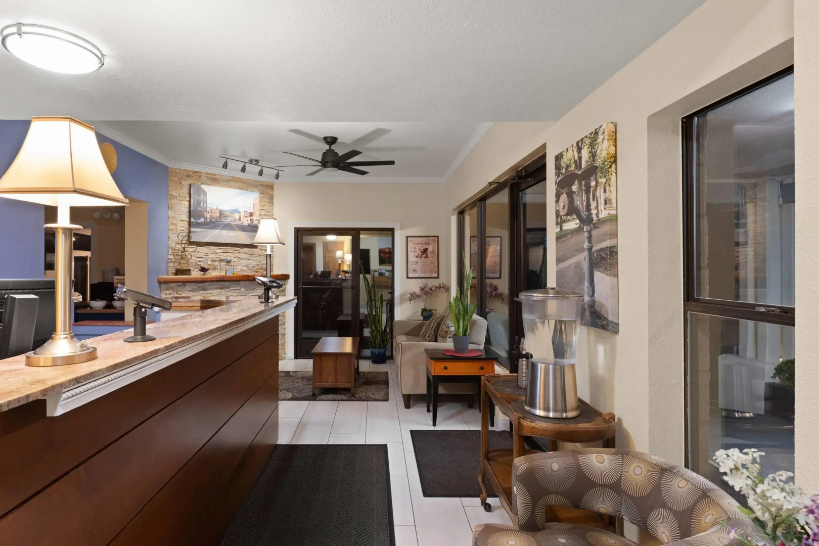 Days Inn by Wyndham Prescott