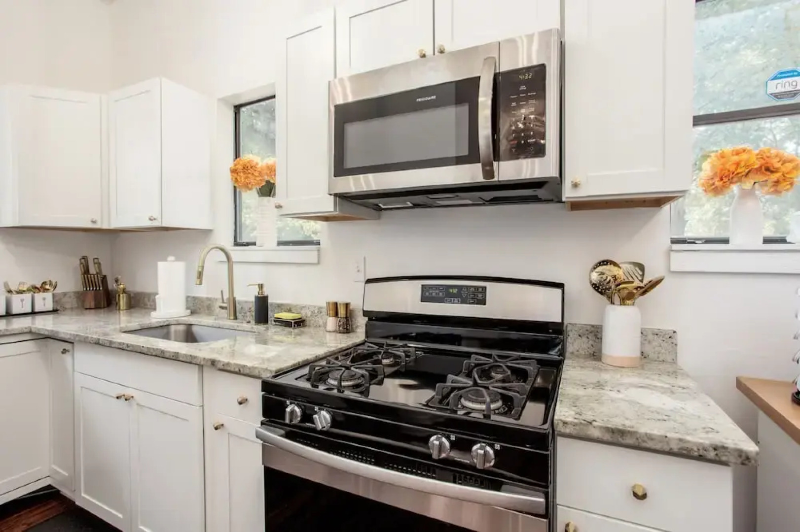 Unique mid century home near ATL Airport