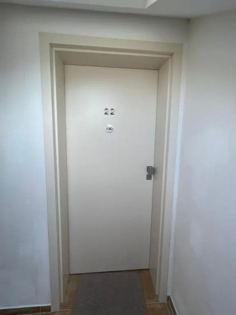 Apartment 22