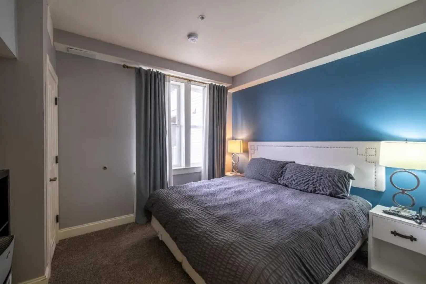 Seneca 202-204 Deluxe Seneca 2 Bedroom, 2 Bath Condo