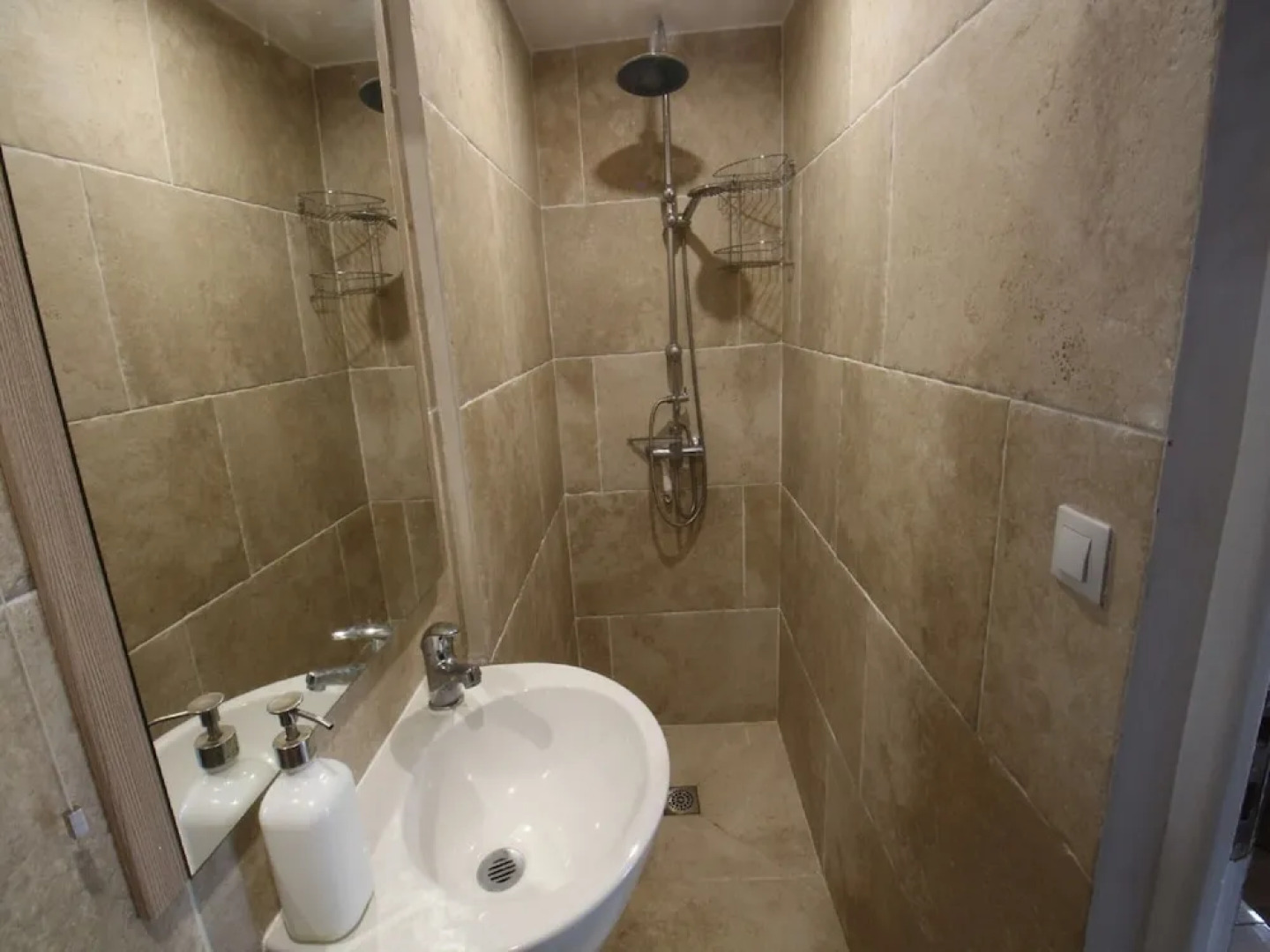 Scenic Villa With View of the Gardon River