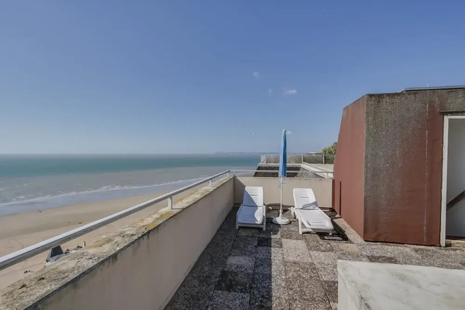 Duplex Apartment With sea View and Roof Terrace