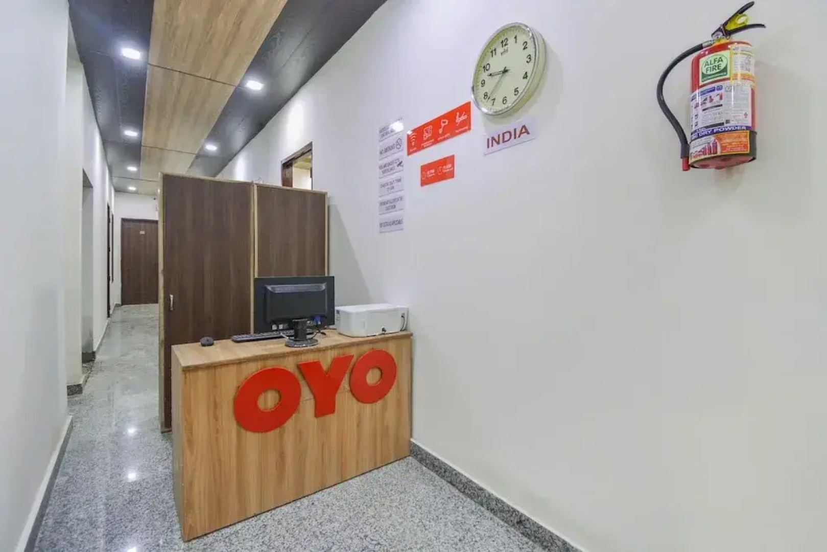 OYO 49906 Hotel Discovery Inn