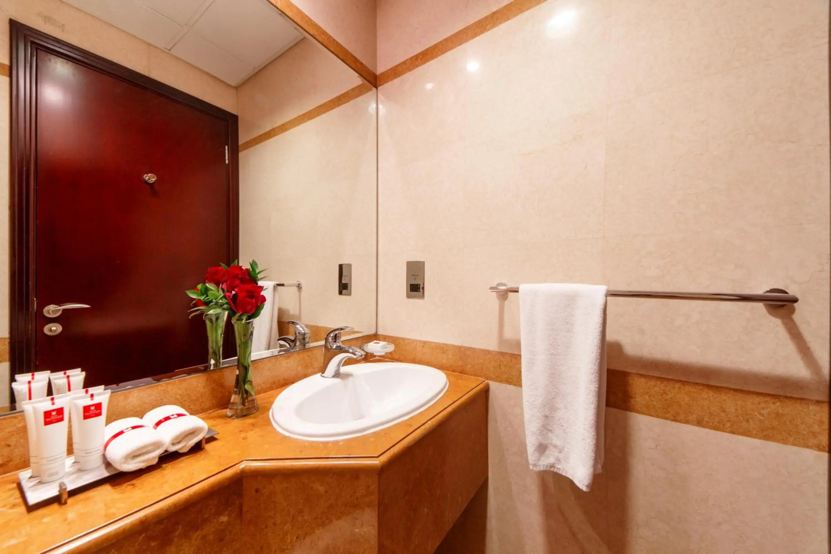 Отель Grand Millennium Dubai