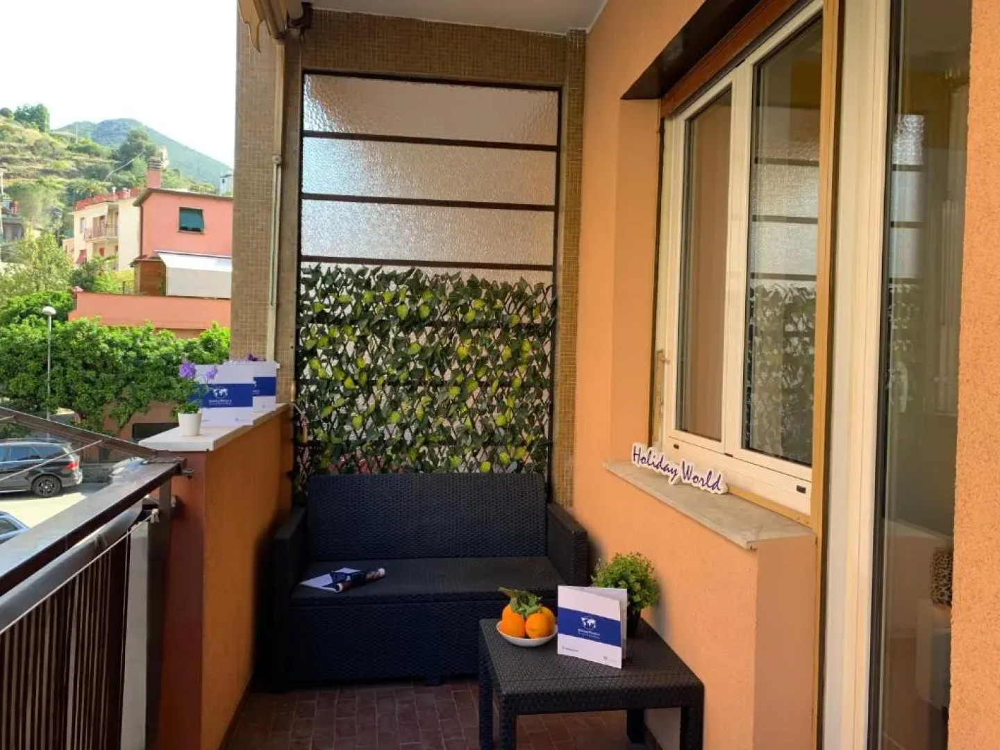 House Sunflower by Holiday World