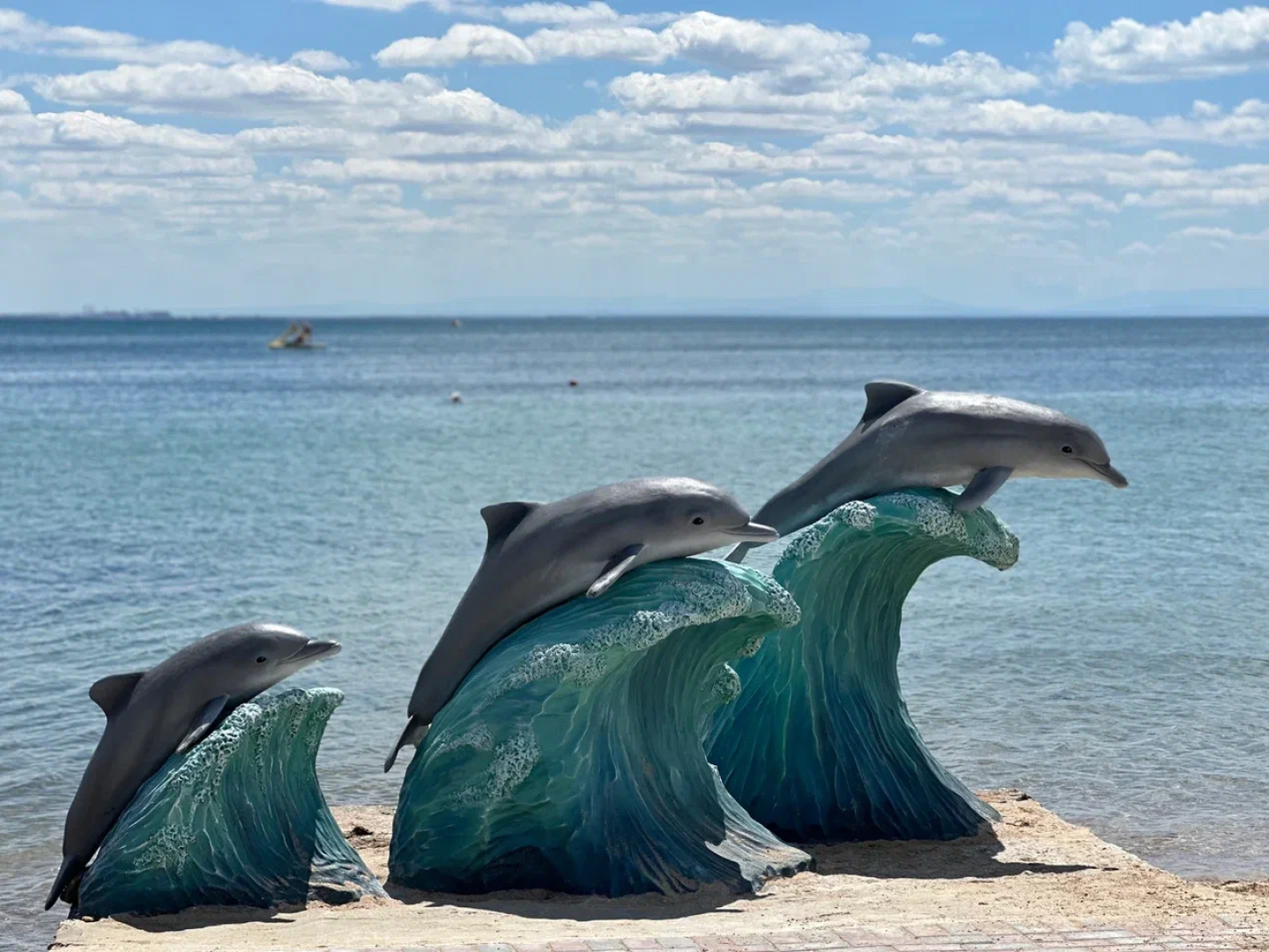 Zolotoj bereg(Evpatorija)