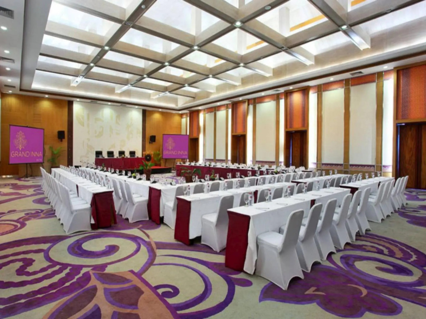 Отель Truntum Kuta