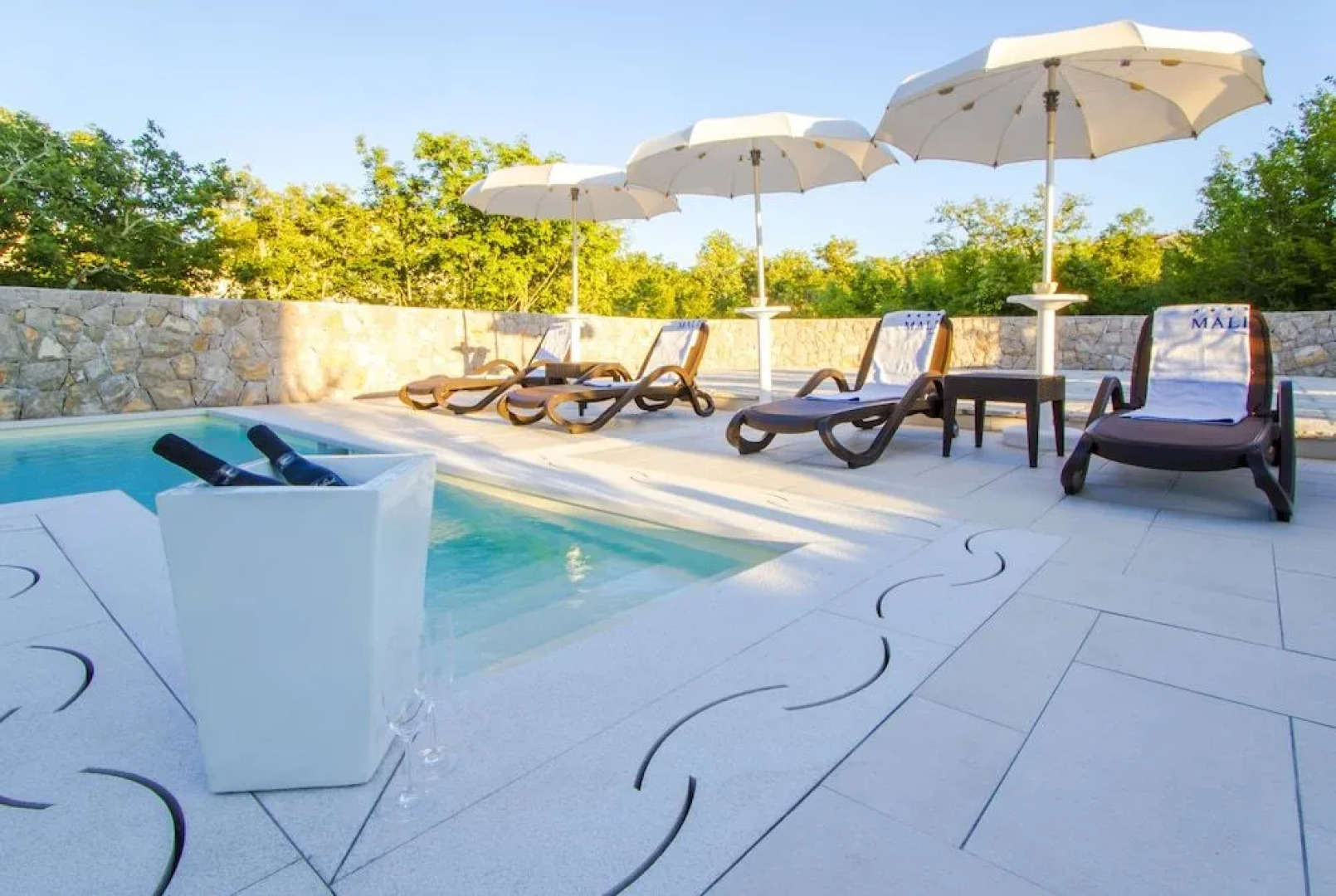 Luxury Apartments Villa Mande