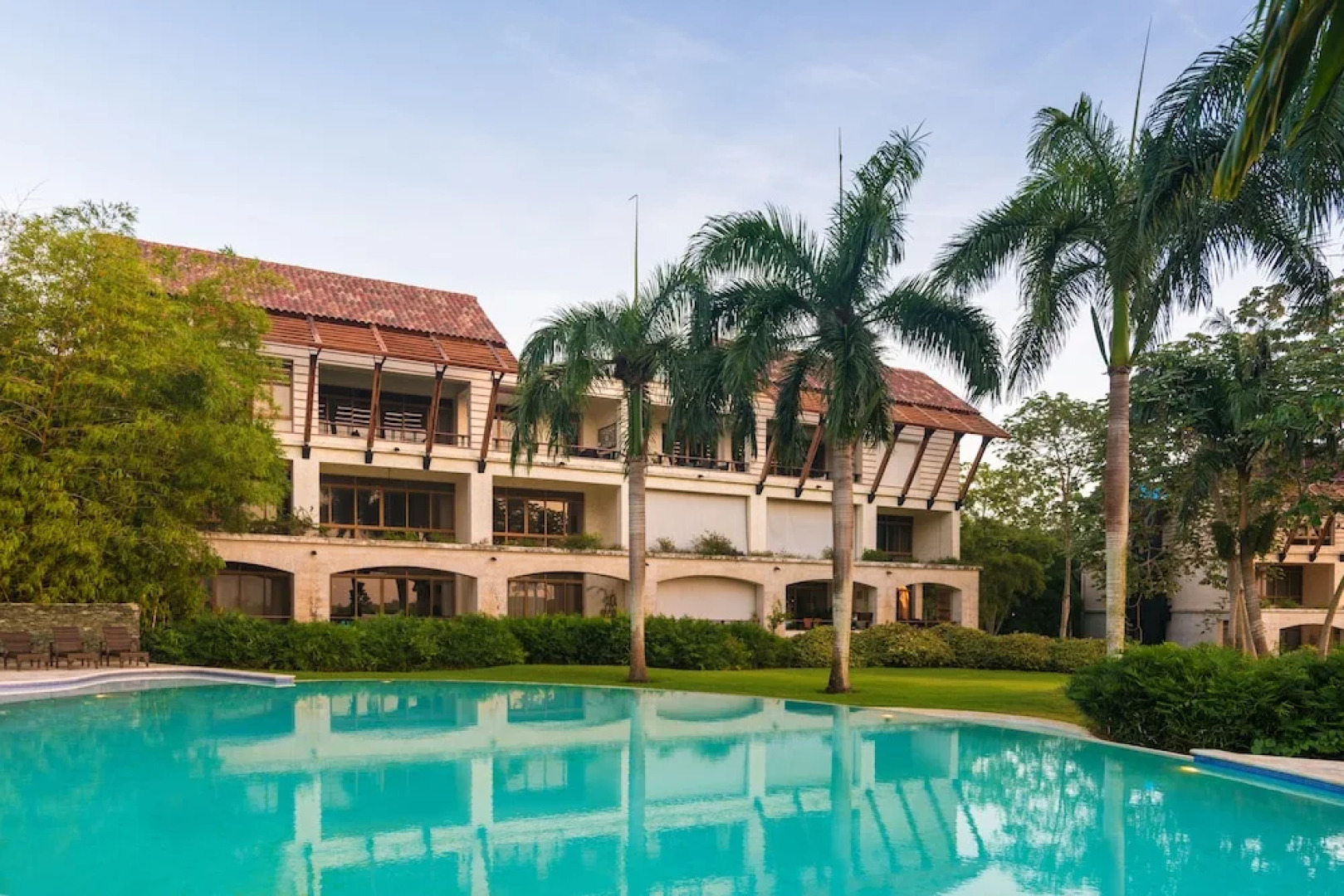 Los Altos Residences