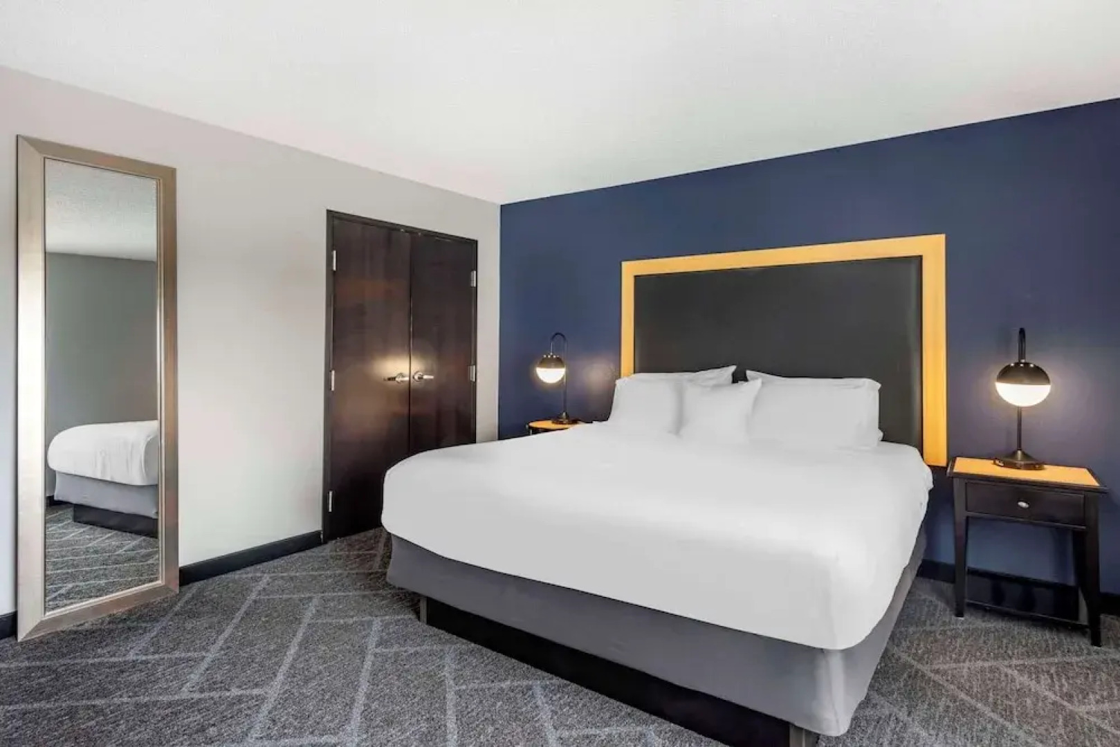 Cambria Hotel Minneapolis Maple Grove