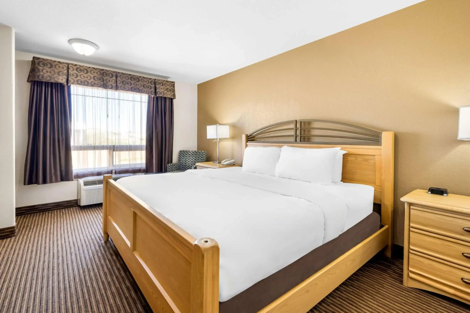 SureStay Plus Hotel by Best Western Drumheller