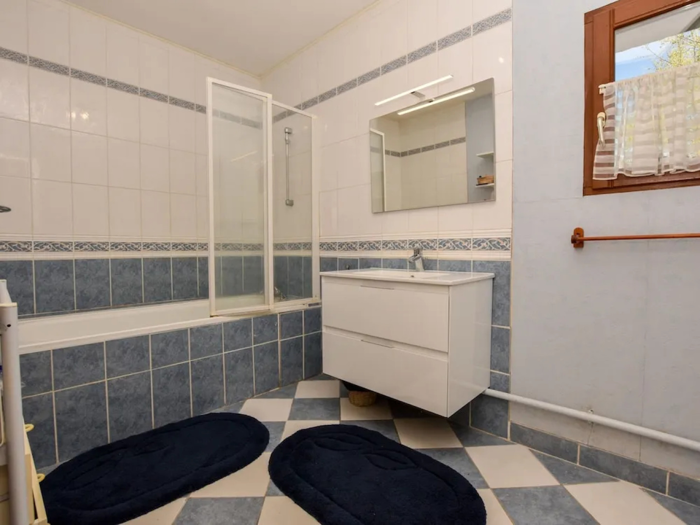 House Between River and Ocean With Pretty Garden in Brittany