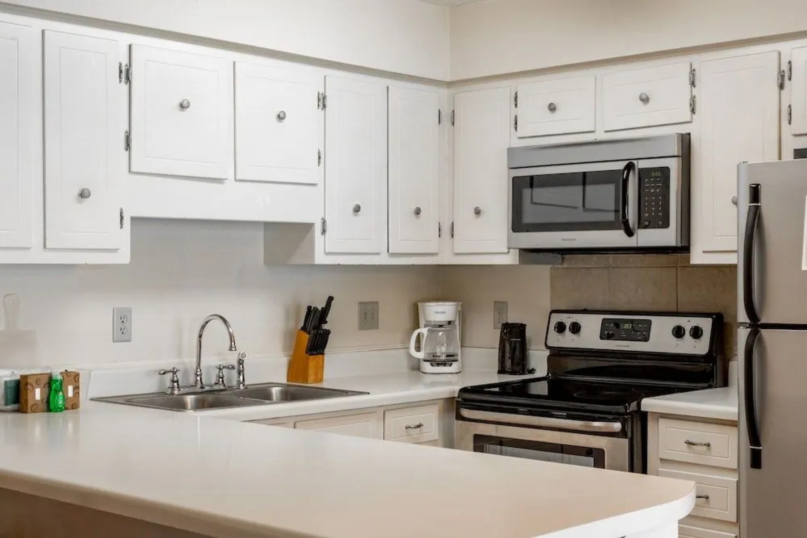 Crown Resorts at Hickory Hills