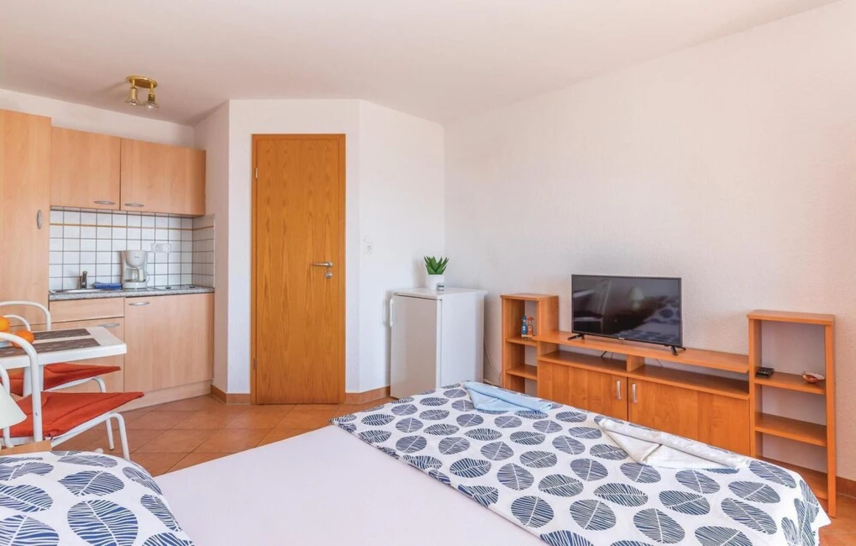 Beautiful Home in Podaca With Wifi, Outdoor Swimming Pool and 0 Bedrooms