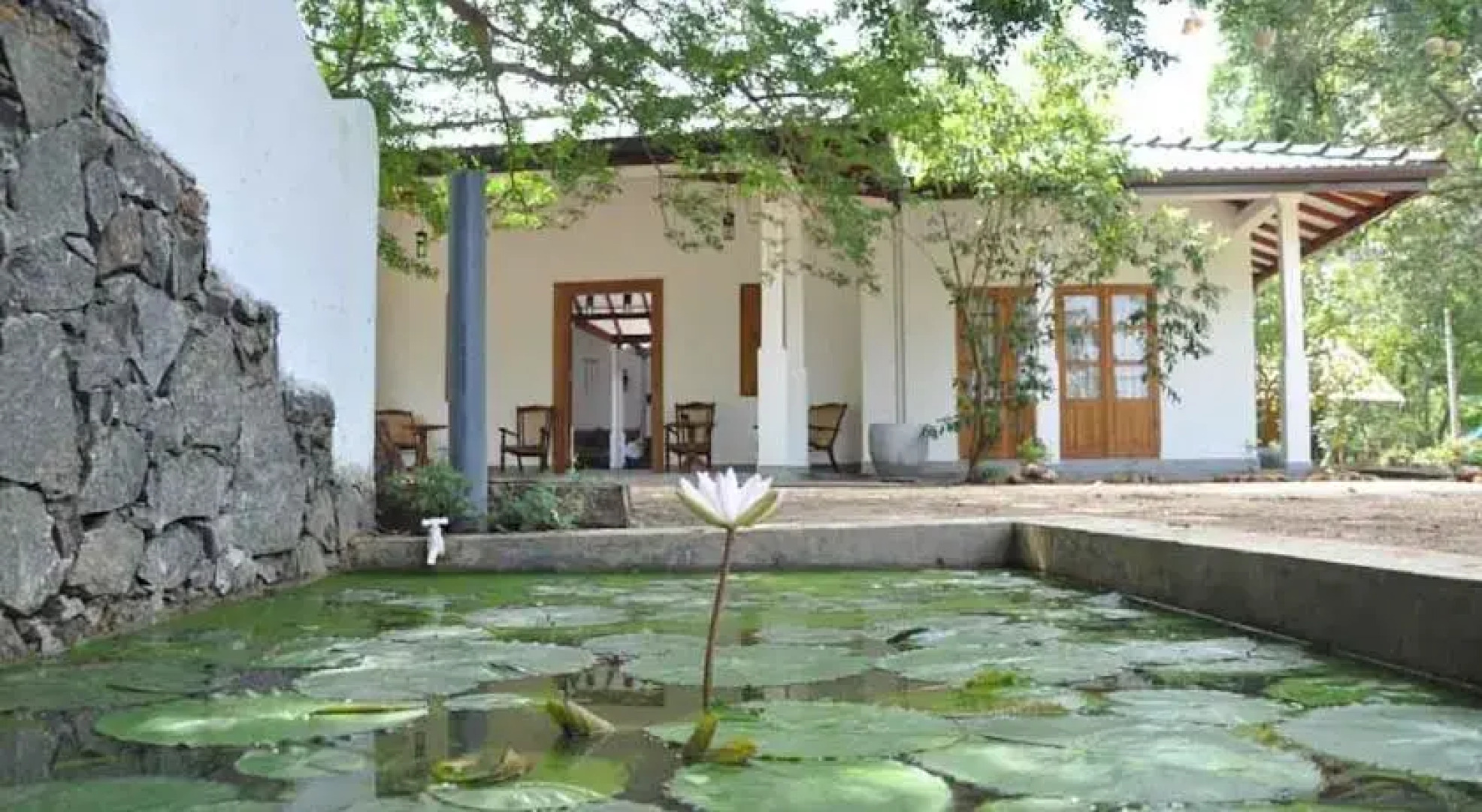 Tissakumbura Holiday Home