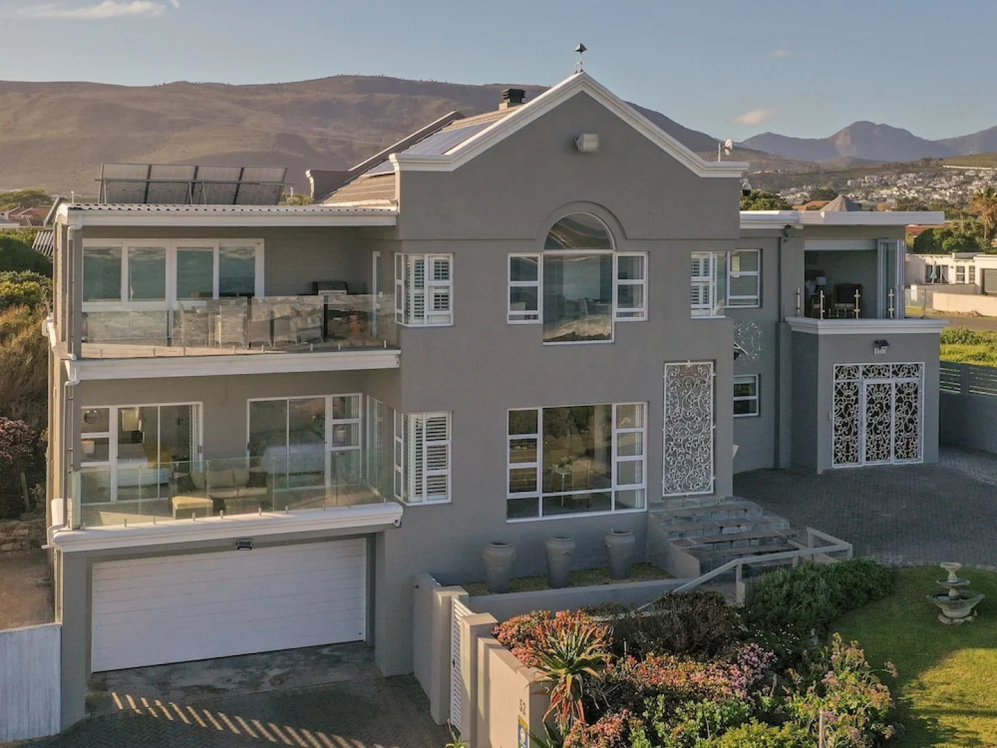 Absolute Ocean Boutique Guesthouse