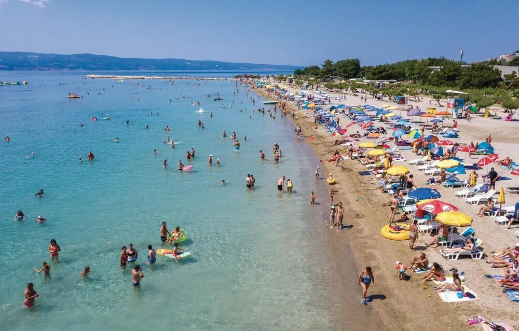 Nice Home in Duce With Wifi and 10 Bedrooms