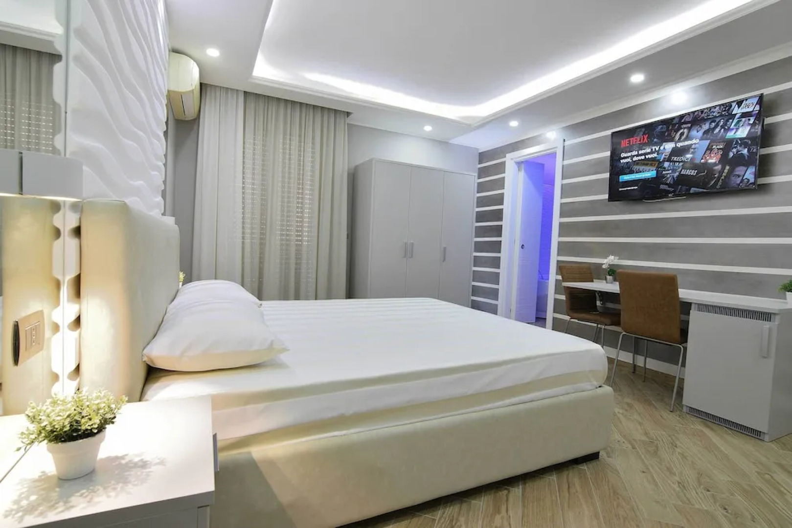 Starry Sky Charming House