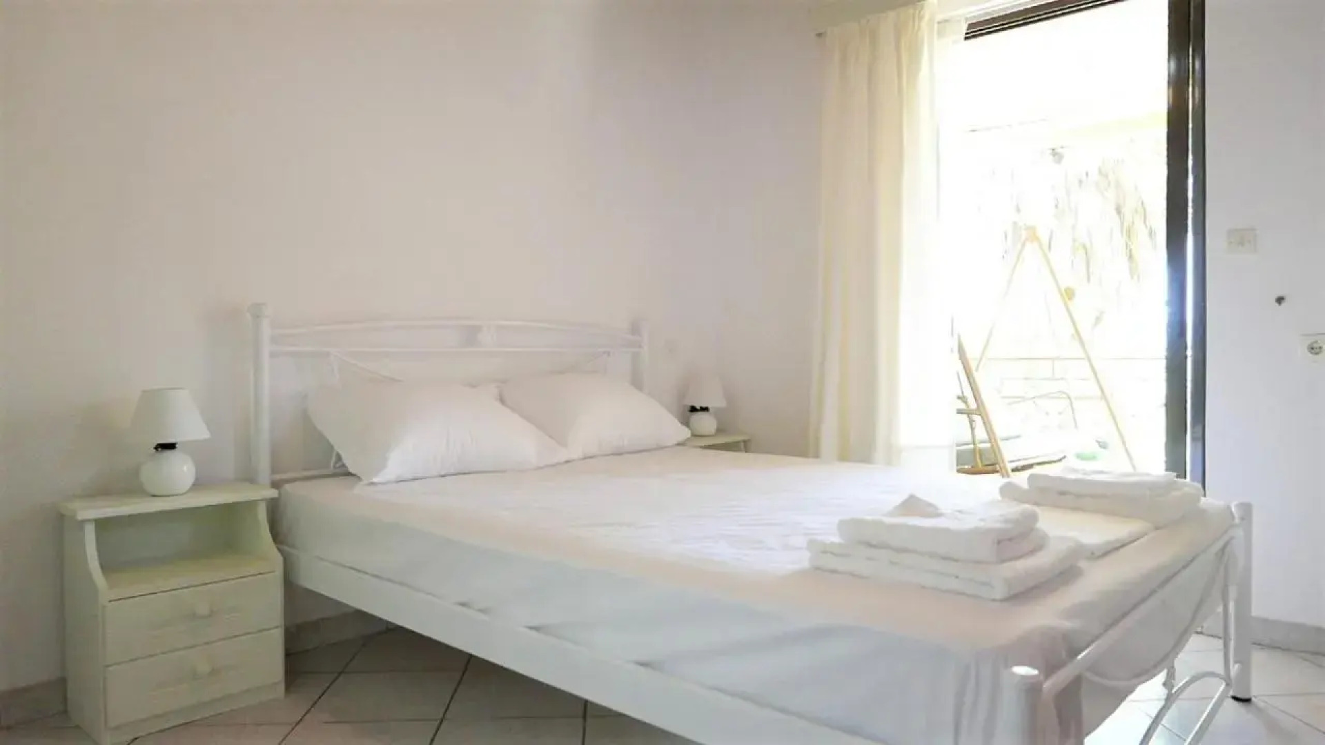 Amarynthos Beachfront Vacation House with garden