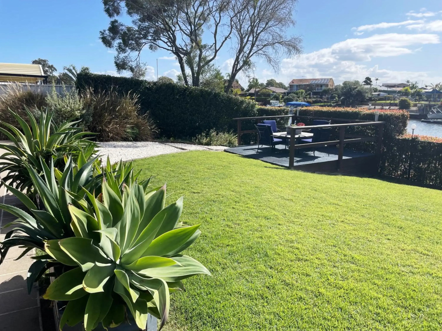 Bribie Island Canal Holiday Destination!