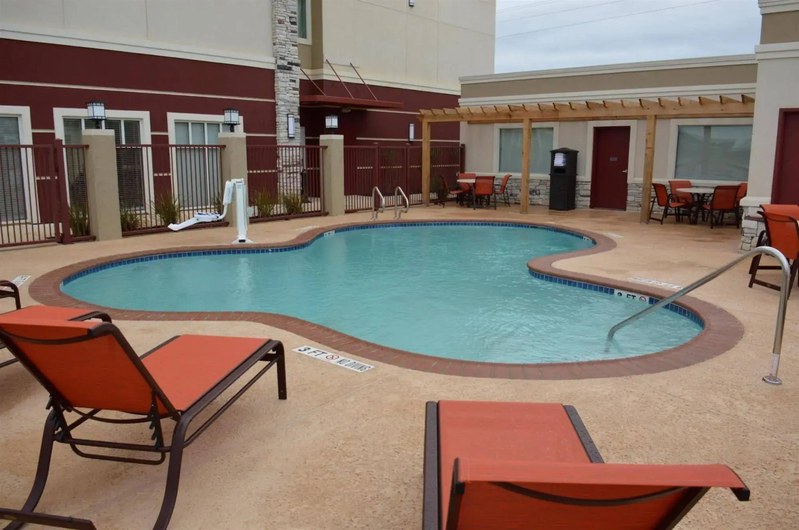 Best Western Plus Dilley Inn & Suites